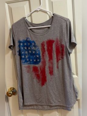 Morgan Taylor Grey American Flag Short-Sleeve Tee | USA | M